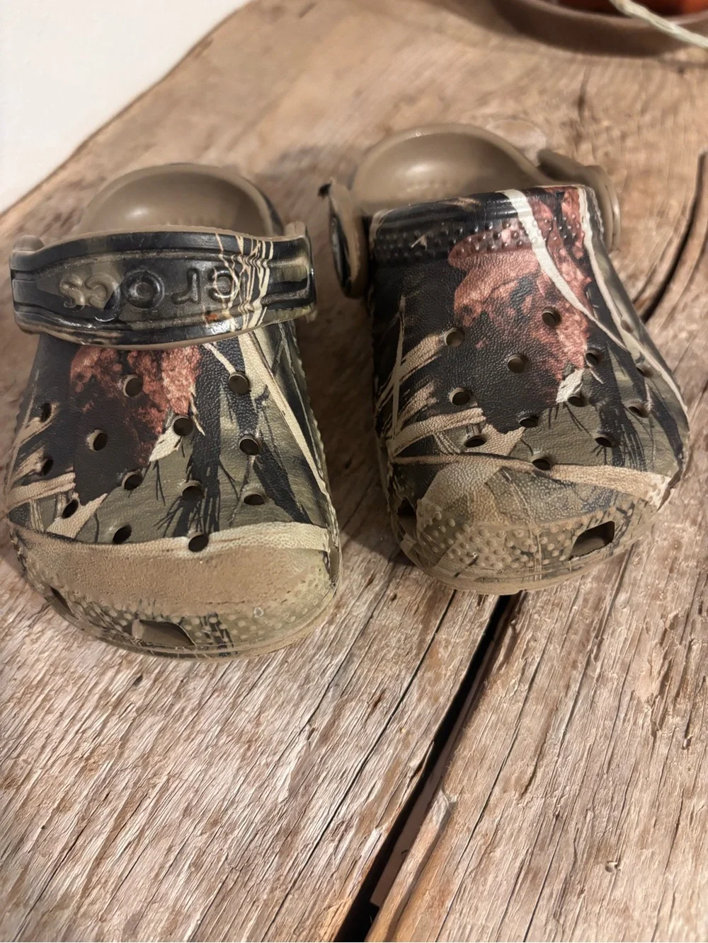 CROCS Toddler Camo Slip-On Clogs in Tan and Green